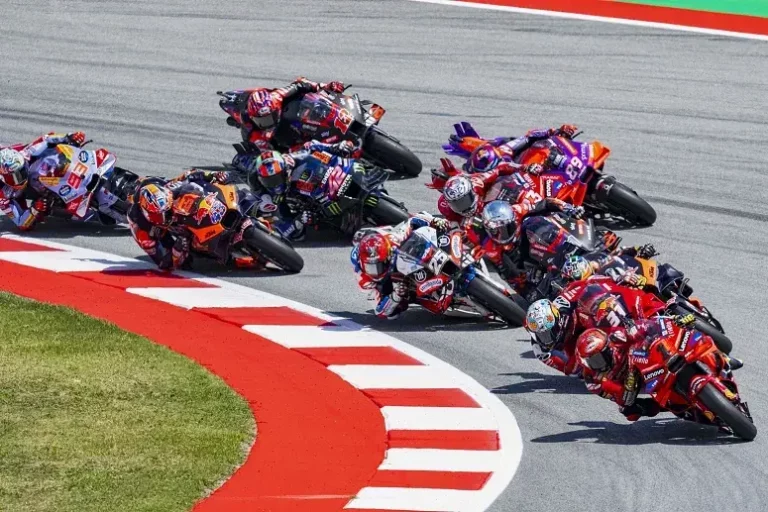 MotoGP: ufficiale, ultima gara 2024 a Barcellona il 17 novembre